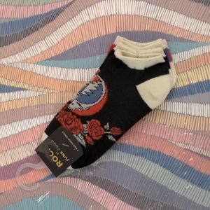 Two Pair Junk Food Grateful Dead Ankle Socks New! Rock out with your Socks Out!